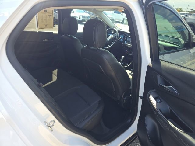 Used 2023 Buick Encore GX Preferred w/ Cold Weather Comfort Package FWD image 33