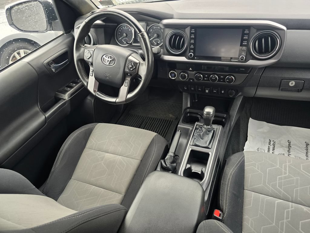Used 2023 Toyota Tacoma TRD Off-Road w/ Technology Package AWD/4WD image 15