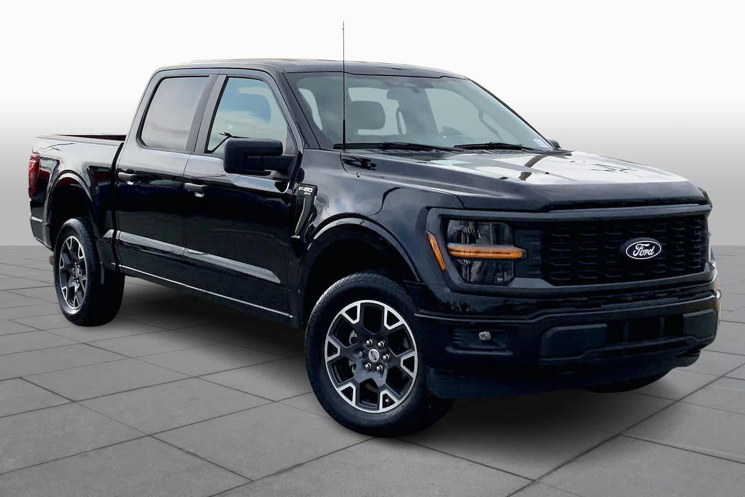 Used 2025 Ford F150 STX w/ Equipment Group 200A AWD/4WD image 5