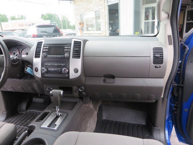Used 2013 Nissan Xterra S AWD/4WD image 31
