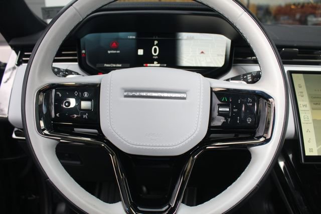 Used 2025 Land Rover Range Rover Sport Dynamic SE image 17