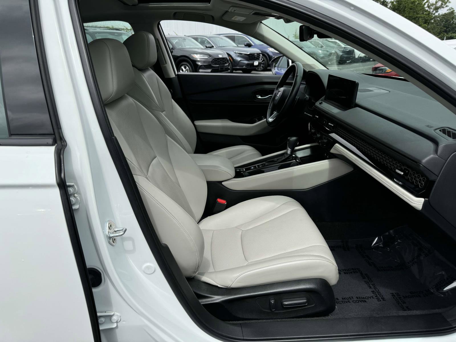 Certified 2023 Honda Accord Touring image 13