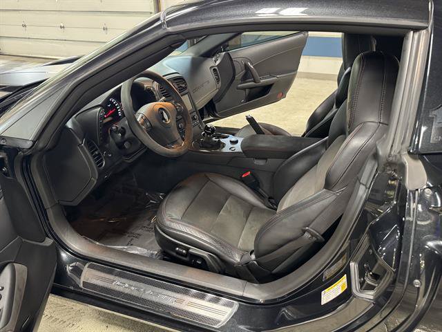 Used 2012 Chevrolet Corvette Coupe w/ 3LT Preferred Equipment Group RWD image 17