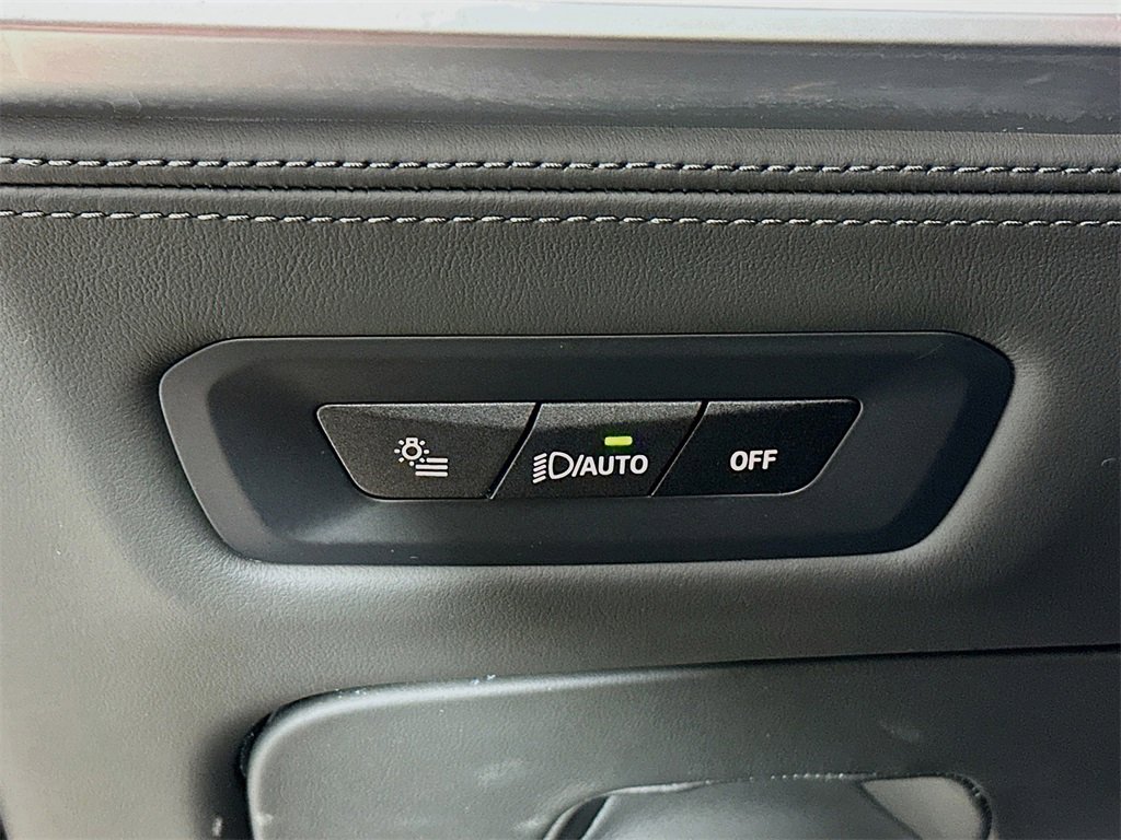 Used 2025 BMW X6 M Competition w/ Executive Package image 10