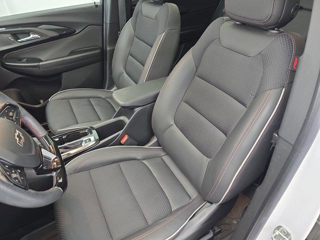 Used 2023 Chevrolet TrailBlazer RS w/ Sun and Liftgate Package image 15