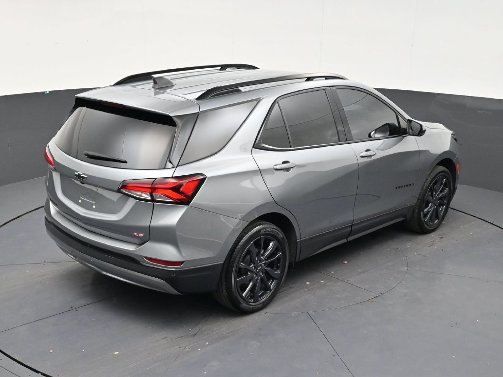 Used 2024 Chevrolet Equinox RS w/ RS Leather Package FWD image 16