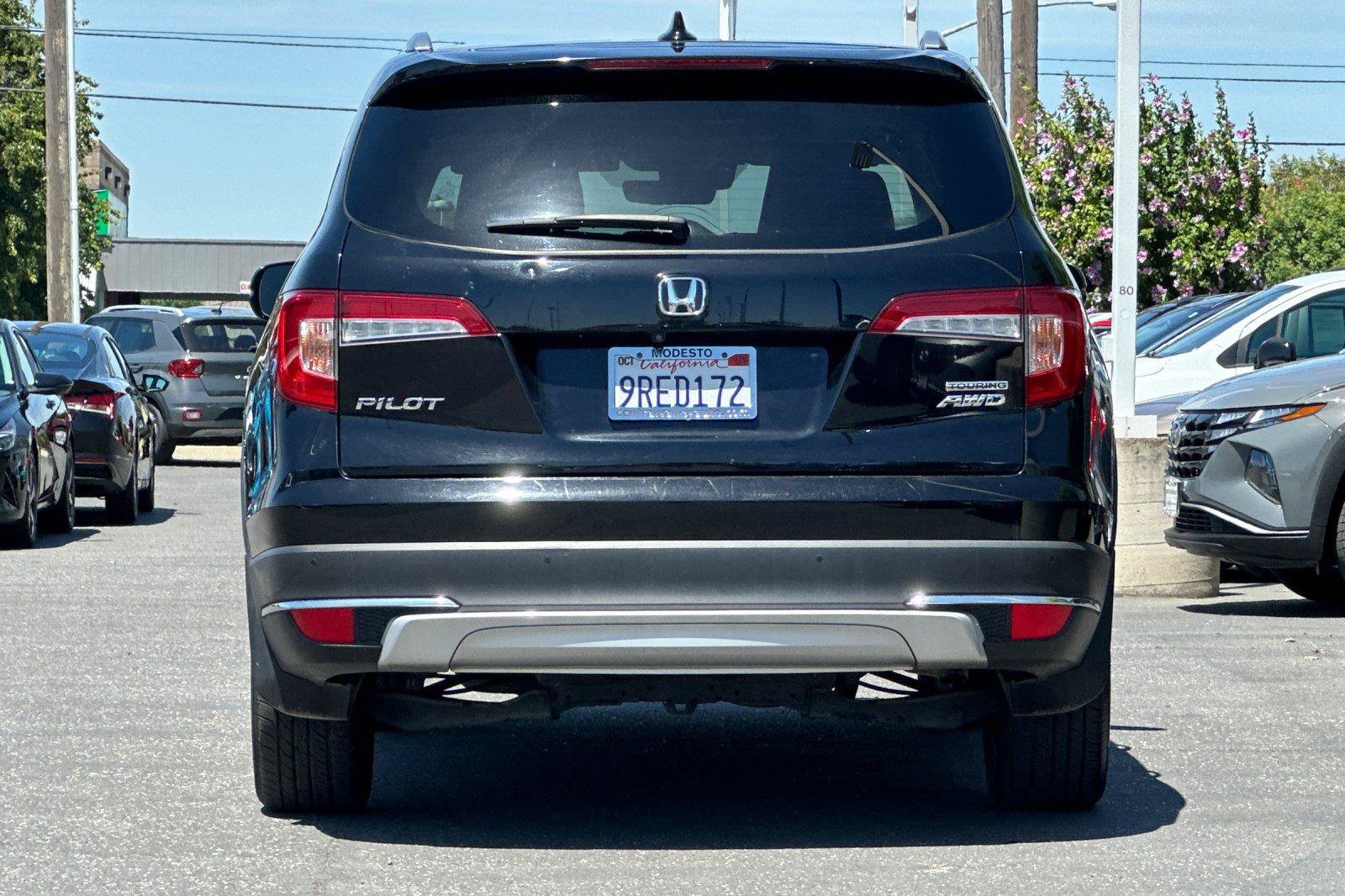 Used 2021 Honda Pilot Touring image 5