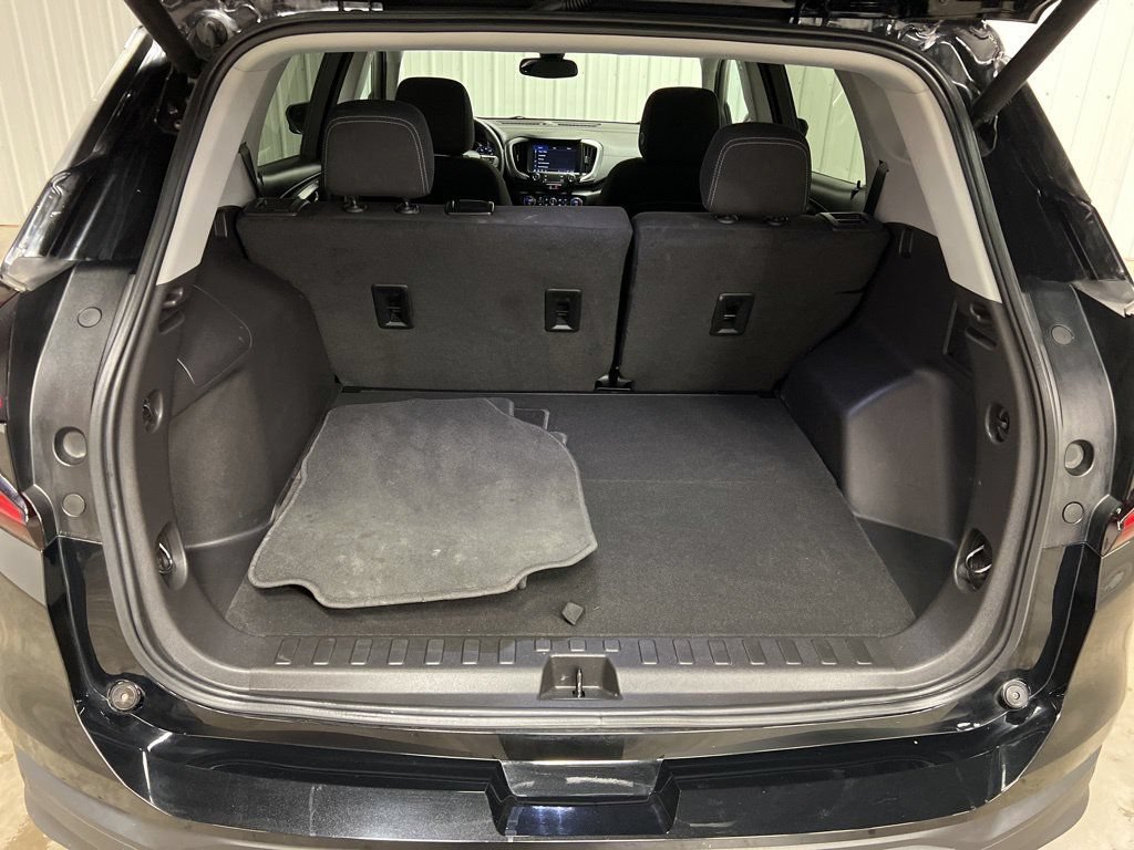 Certified 2023 GMC Terrain SLE w/ Driver Convenience Package AWD/4WD image 7