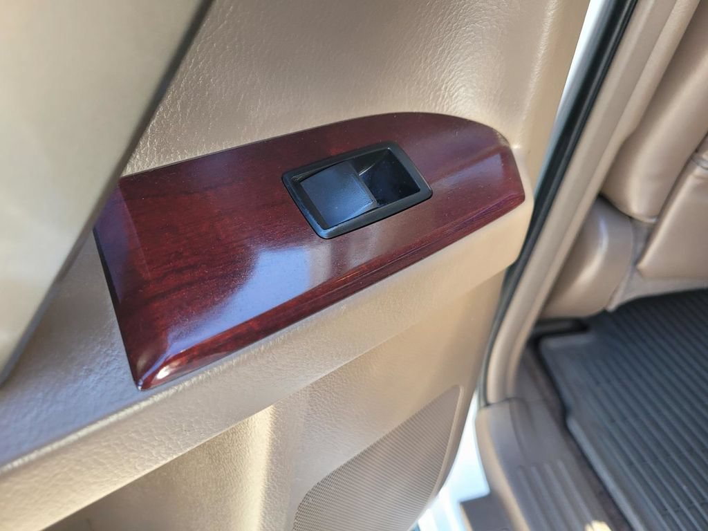 Used 2019 Lexus GX 460 Luxury AWD/4WD image 17