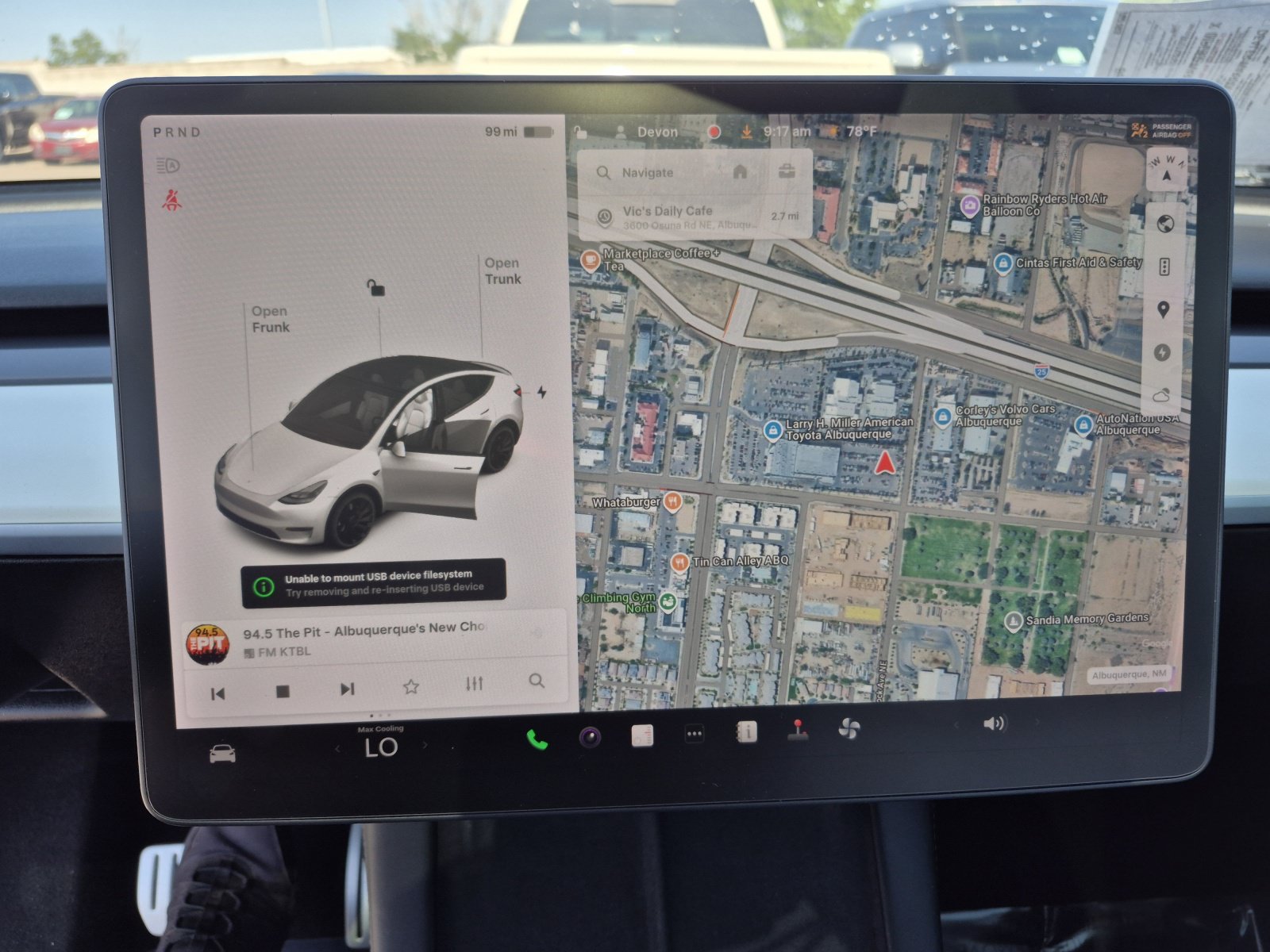 Used 2022 Tesla Model Y Performance AWD/4WD image 28