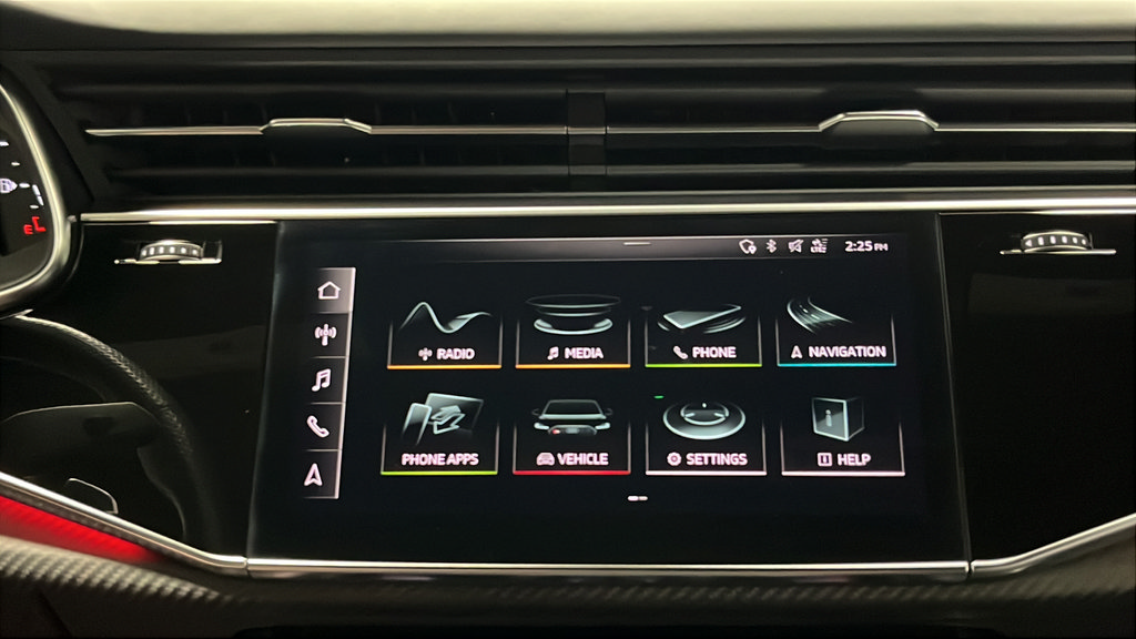 Used 2020 Audi RS Q8 w/ Carbon Optic Package AWD/4WD image 13