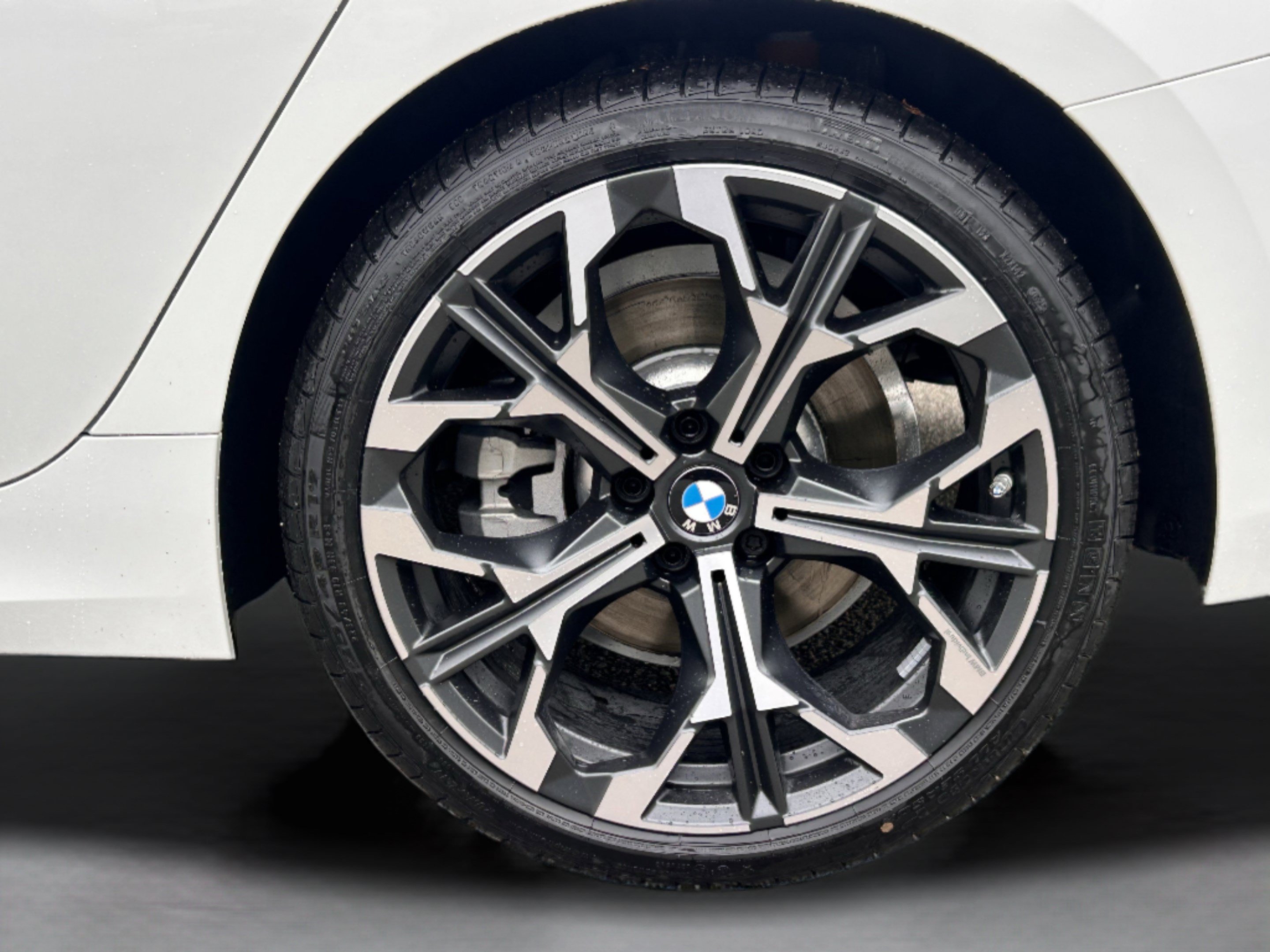Used 2026 BMW 330i Sedan w/ Premium Package RWD image 32