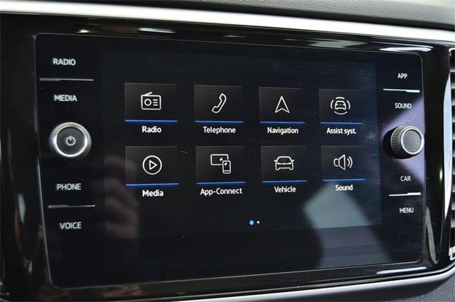 Certified 2022 Volkswagen Atlas SE image 12