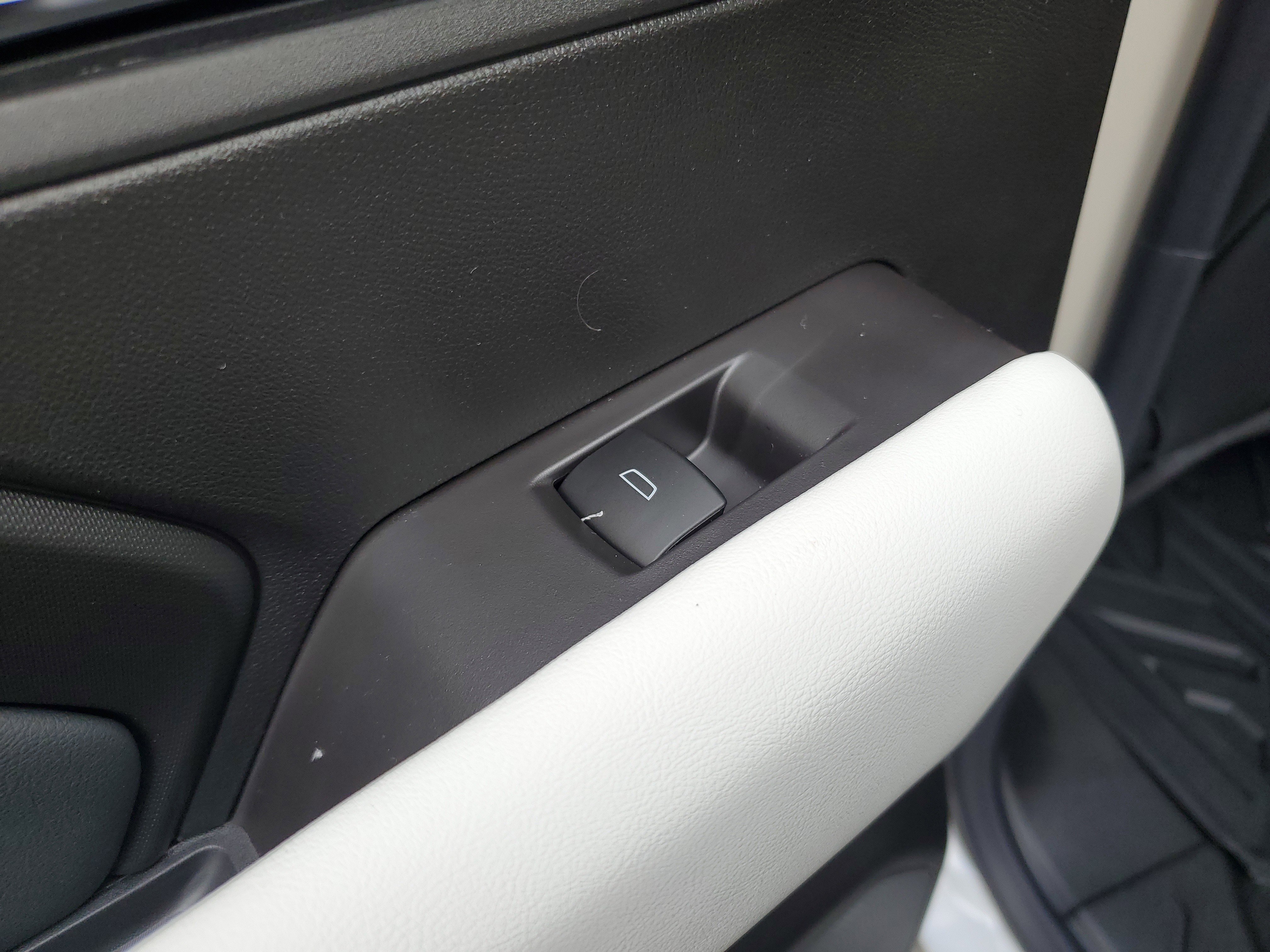 New 2026 GMC Canyon AT4X w/ LPO, Black Badging Package image 33