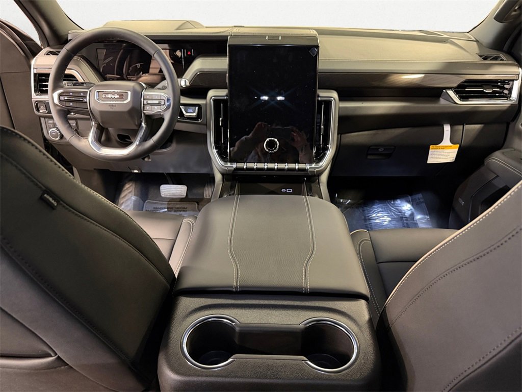 New 2026 GMC Yukon XL Elevation image 10