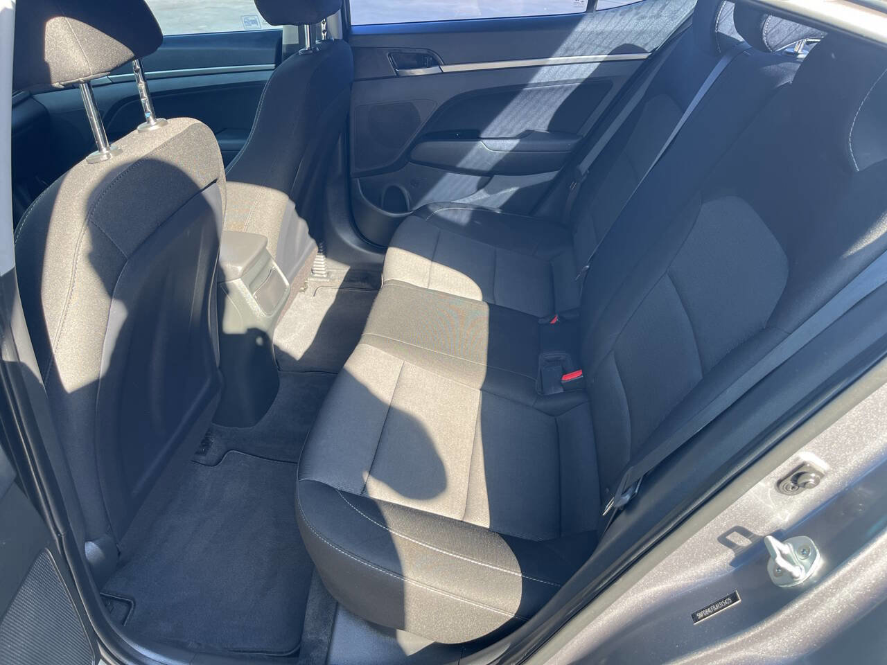 Used 2018 Hyundai Elantra SEL w/ Cargo Package image 11