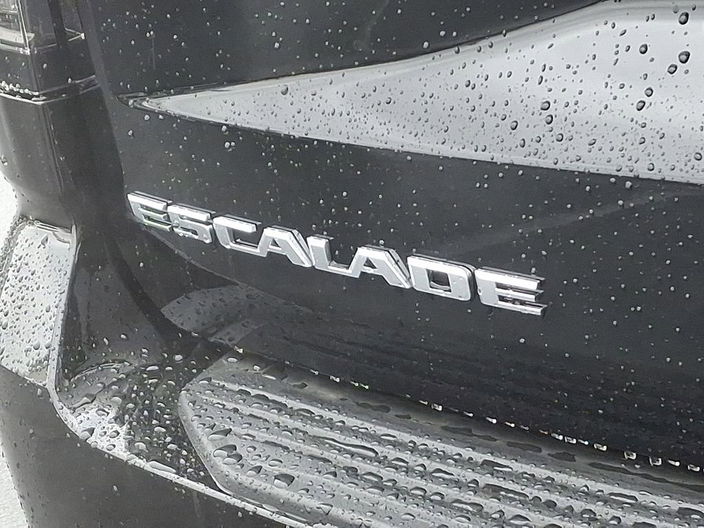 New 2026 Cadillac Escalade ESV Luxury w/ Touring Package image 11