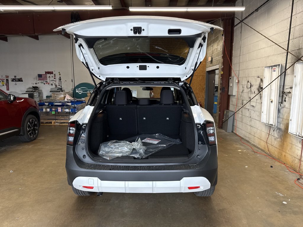 New 2027 Nissan Kicks SV AWD/4WD image 19