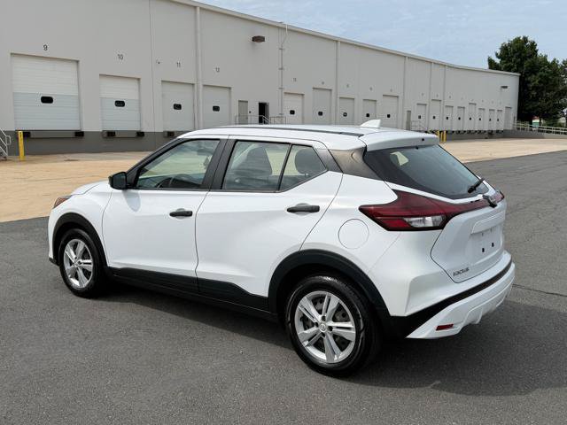 Used 2024 Nissan Kicks S FWD image 3