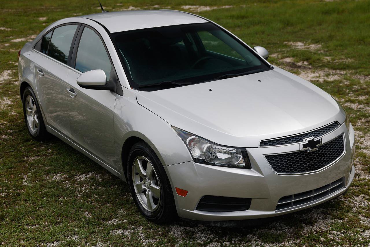 Used 2013 Chevrolet Cruze LT FWD image 15