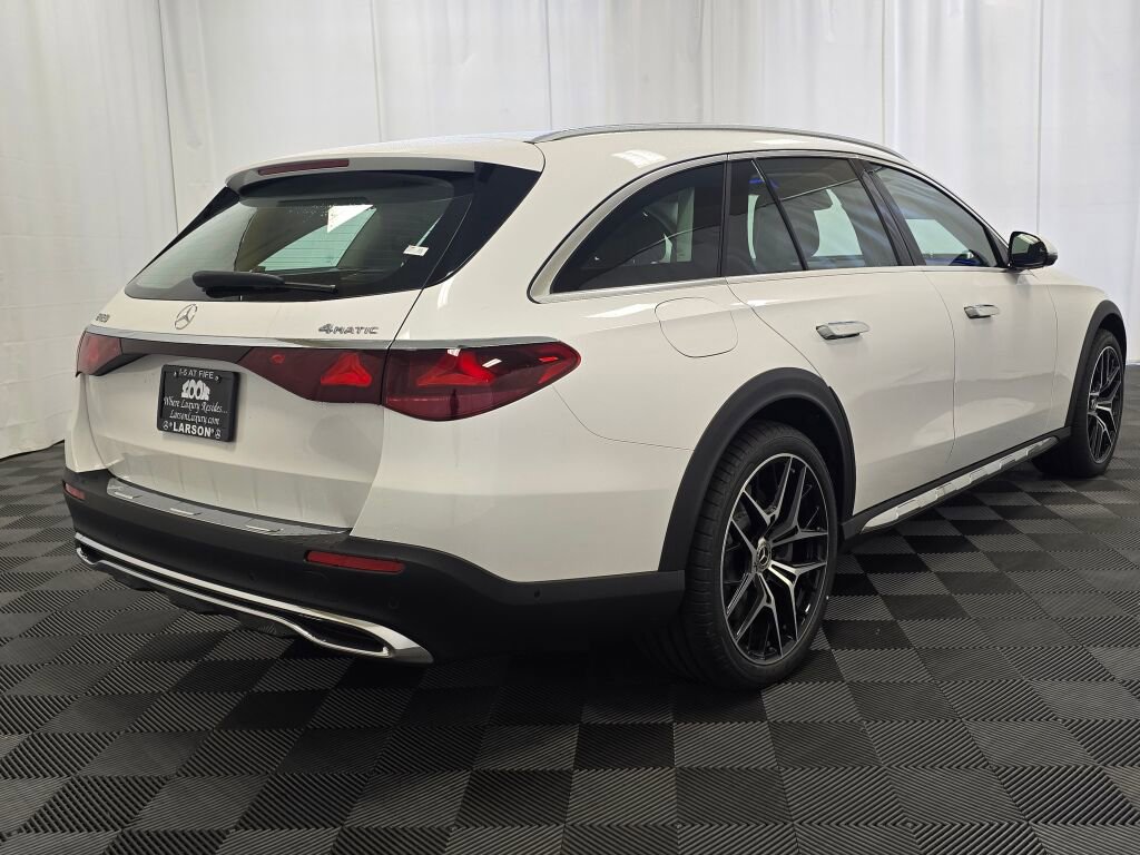 New 2026 Mercedes-Benz E 450 4MATIC All-Terrain Wagon image 6