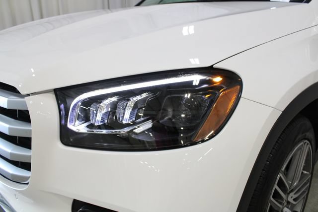 Used 2024 Mercedes-Benz GLS 450 4MATIC image 35