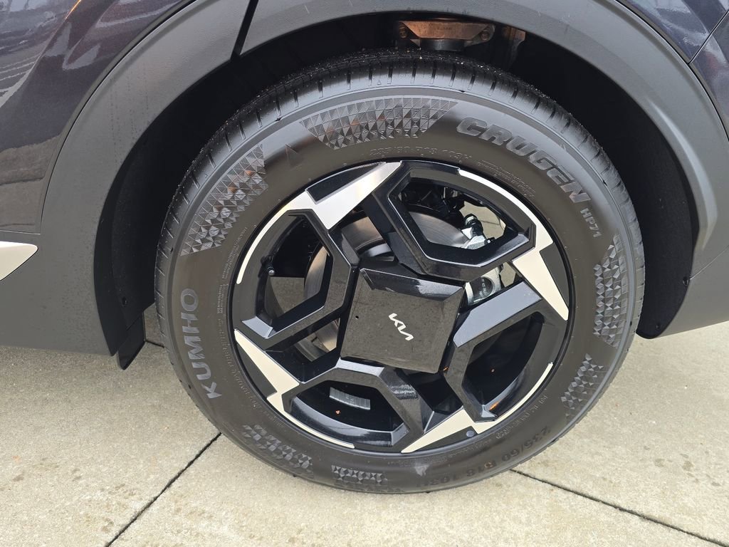 New 2026 Kia Sportage EX image 12