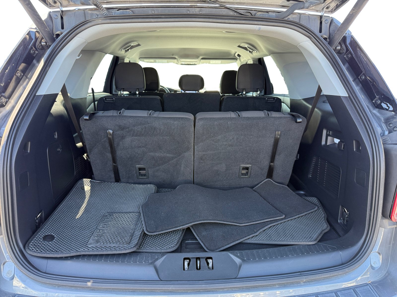 Used 2022 Ford Explorer XLT RWD image 17