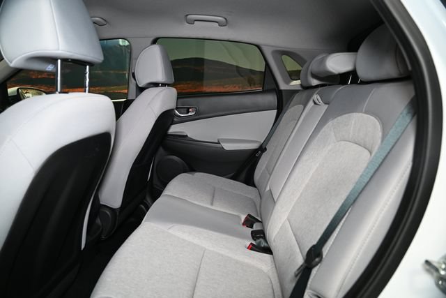 Used 2023 Hyundai Kona SE FWD image 52