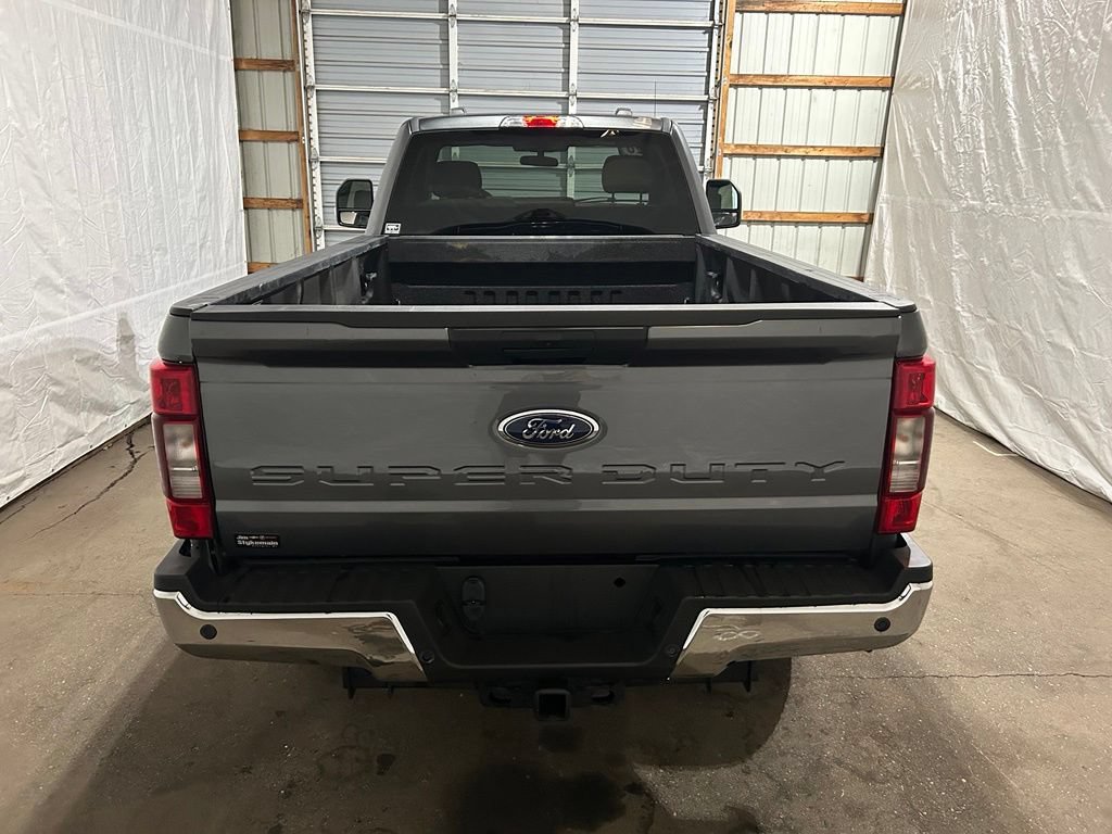 Used 2020 Ford F250 XLT w/ XLT Value Package AWD/4WD image 3