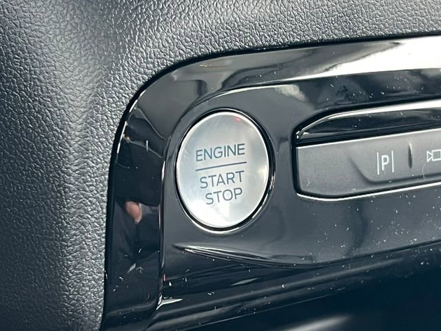 New 2026 Ford Escape Platinum w/ Premium Technology Package image 33
