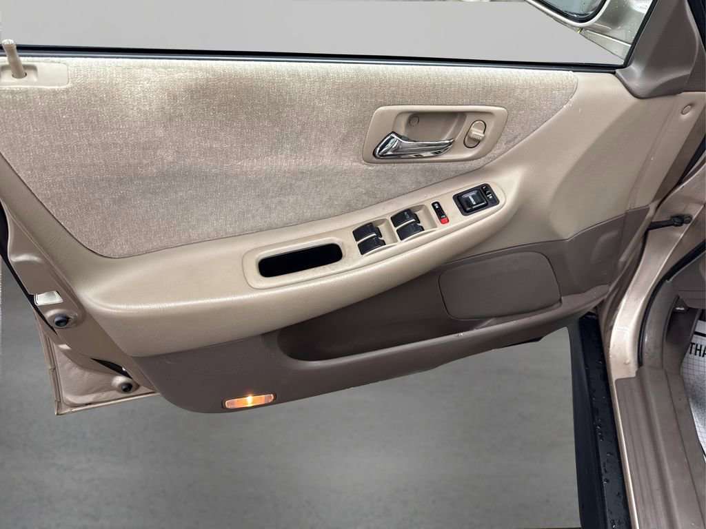Used 2002 Honda Accord LX image 22