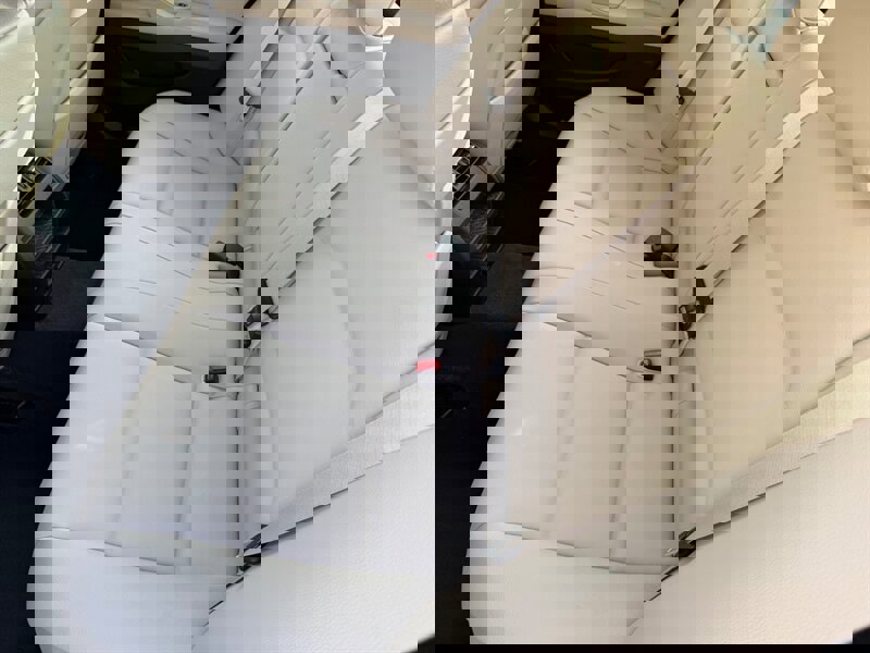 Used 2013 BMW 528i Sedan image 19