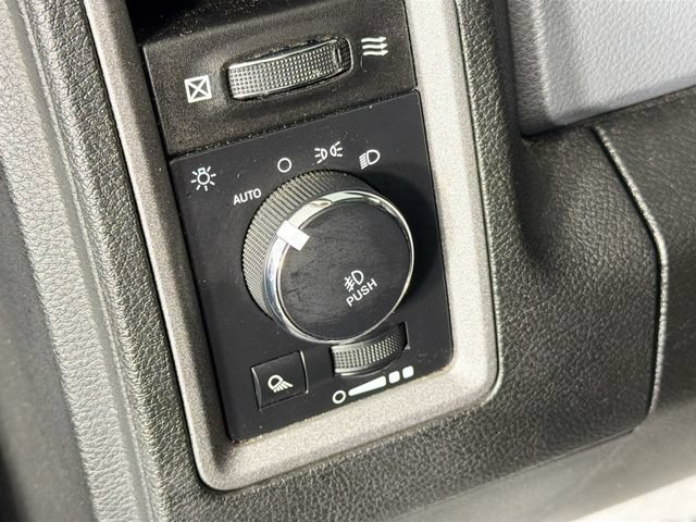 Used 2019 RAM 1500 Express w/ Express Value Package AWD/4WD image 10