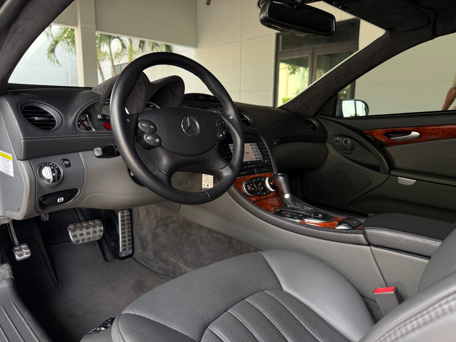 Used 2005 Mercedes-Benz SL 65 AMG image 22