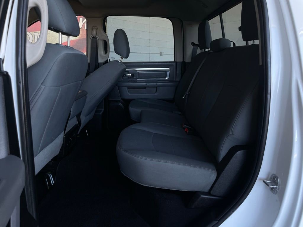 Used 2020 RAM 1500 Classic SLT AWD/4WD image 7