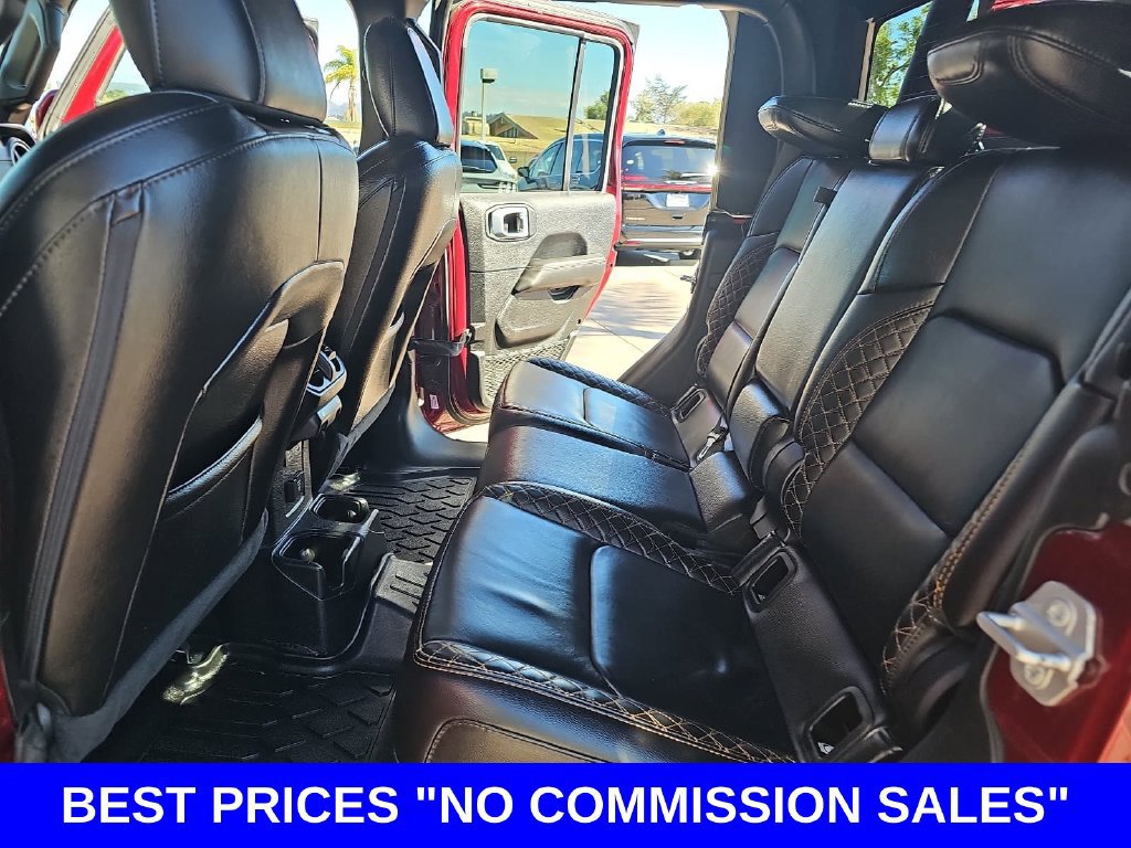 Used 2021 Jeep Gladiator Overland AWD/4WD image 13