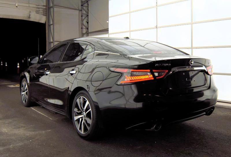 Used 2019 Nissan Maxima 3.5 SV w/ Floor Mat Group FWD image 4