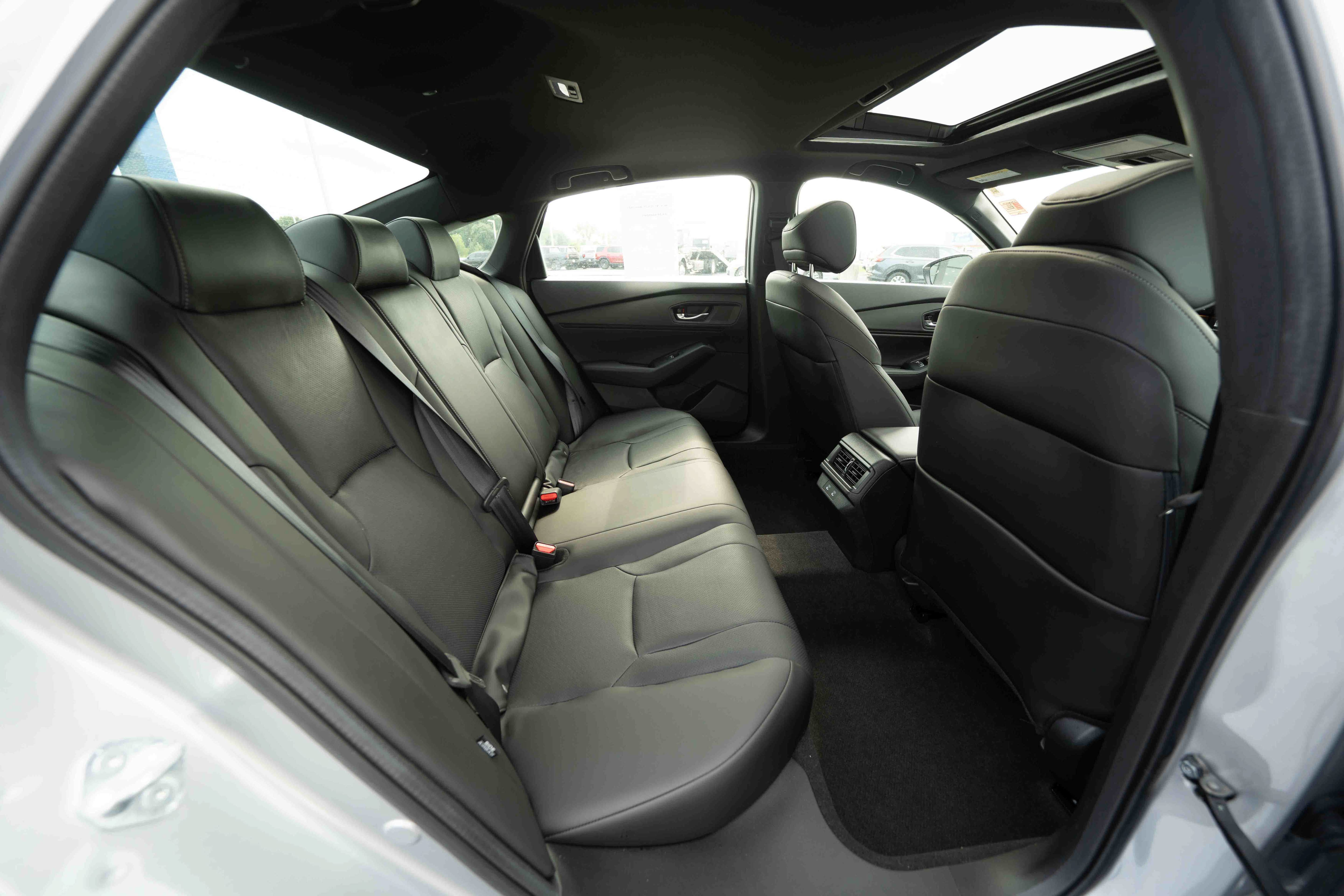 Certified 2025 Honda Accord Sport image 24