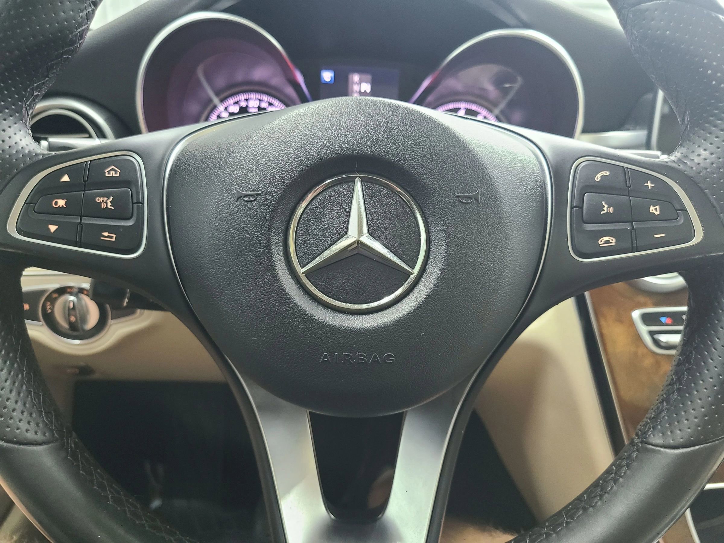 Used 2016 Mercedes-Benz C 300 4MATIC Sedan image 28