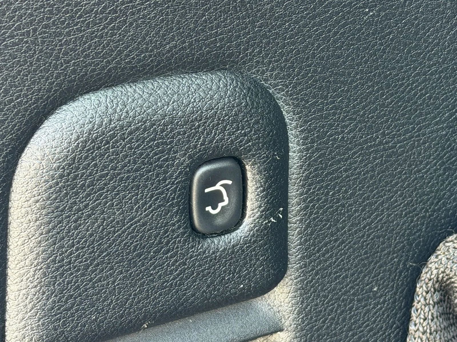Used 2014 Jeep Grand Cherokee Altitude RWD image 19