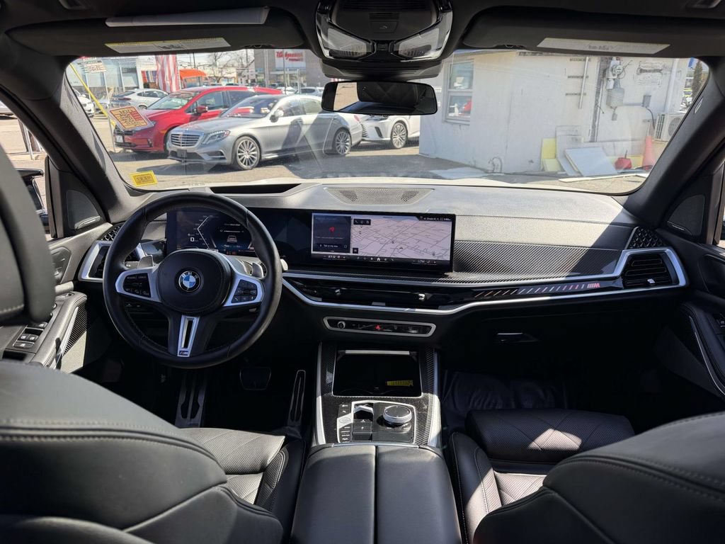Used 2026 BMW X5 M60i AWD/4WD image 19