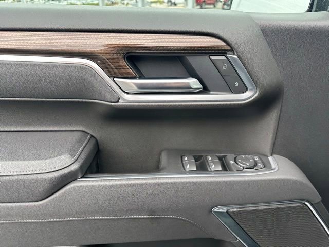 Certified 2025 Chevrolet Silverado 1500 RST w/ Z71 Off-Road Package AWD/4WD image 3