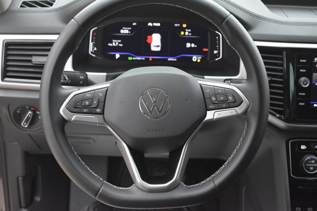 Used 2023 Volkswagen Atlas SE image 20