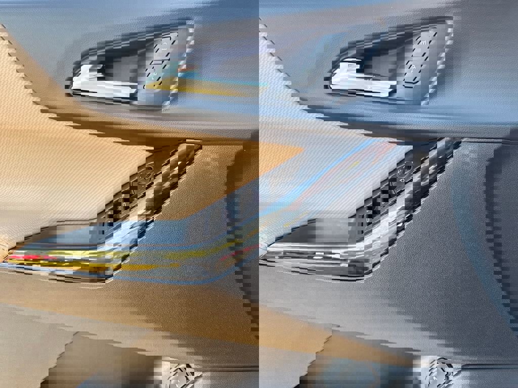 New 2026 Chevrolet Equinox ACTIV w/ Safety and Technology Package image 21