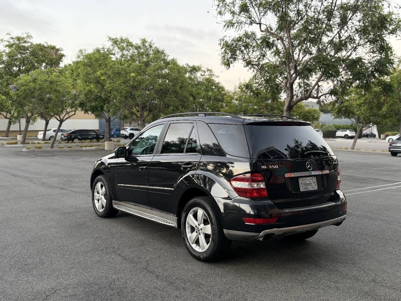 Used 2009 Mercedes-Benz ML 350 4MATIC image 4