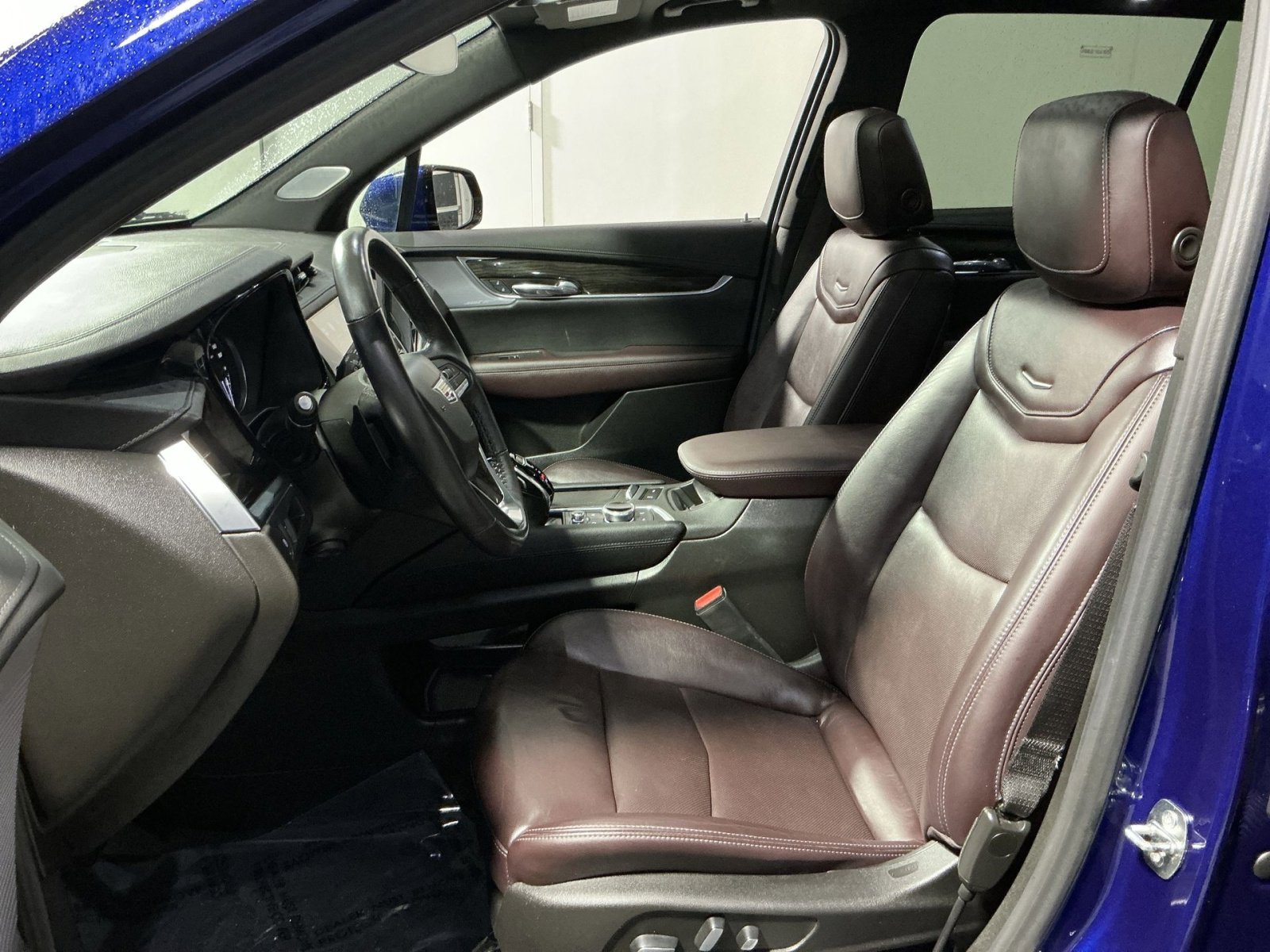 Used 2023 Cadillac XT6 Premium Luxury image 21