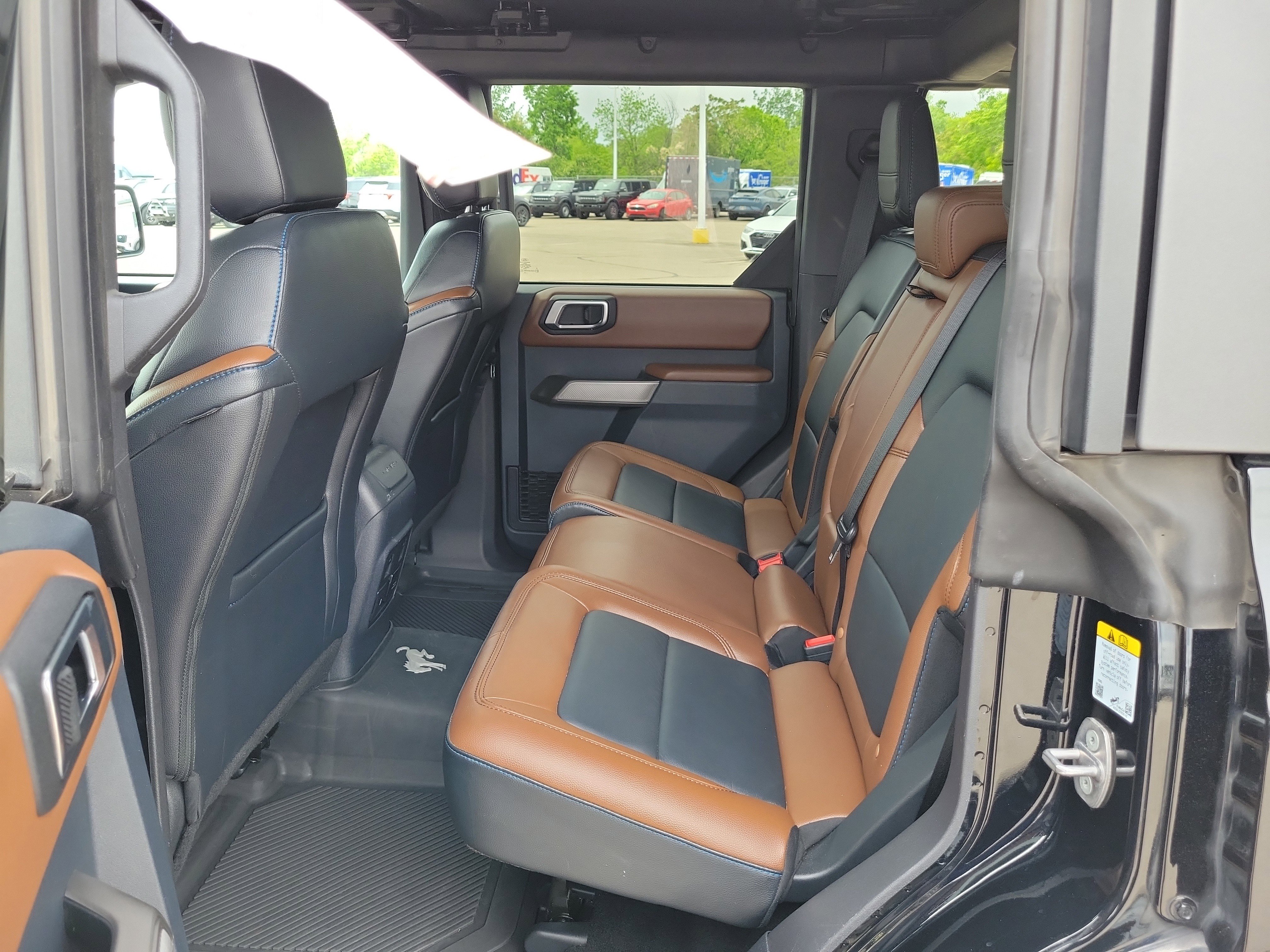 Used 2023 Ford Bronco Outer Banks AWD/4WD image 12