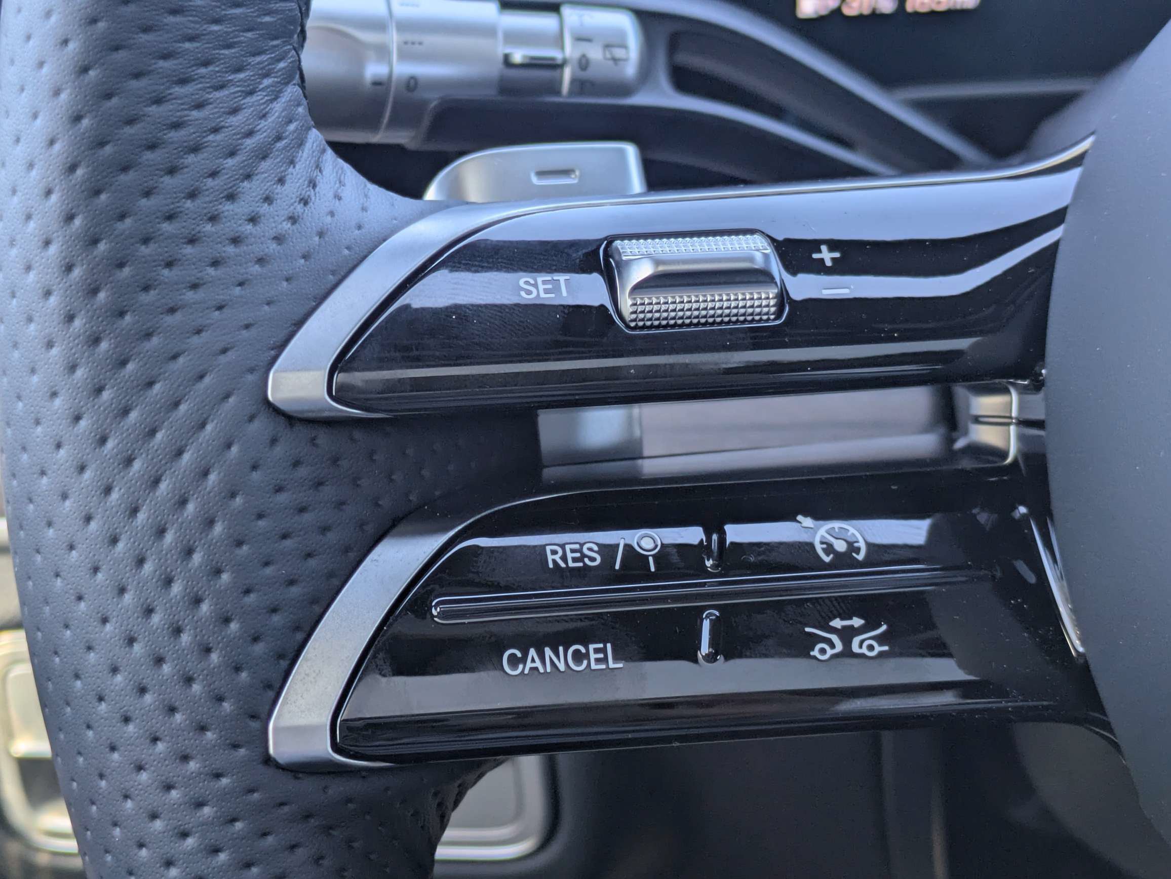 New 2027 Mercedes-Benz GLS 450 4MATIC image 26