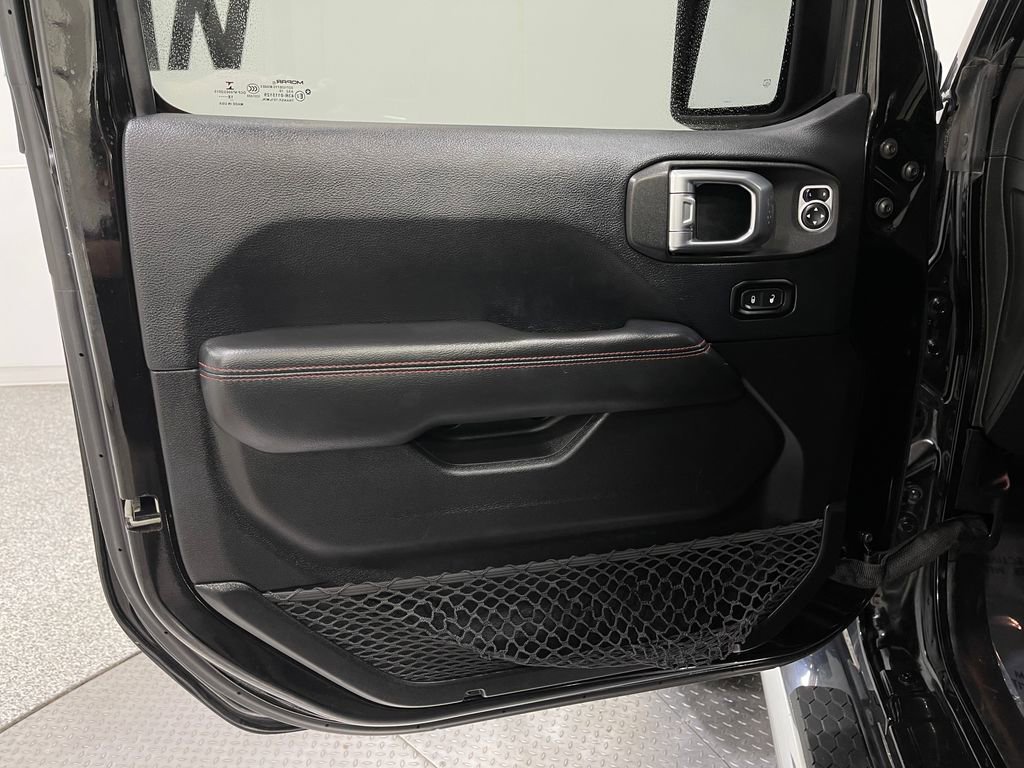 Used 2018 Jeep Wrangler Unlimited Rubicon image 14